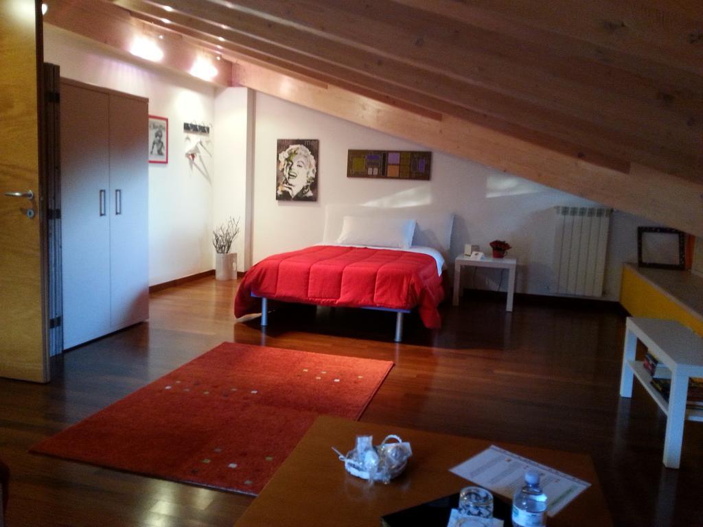 B&B Douglas House Varese Buitenkant foto